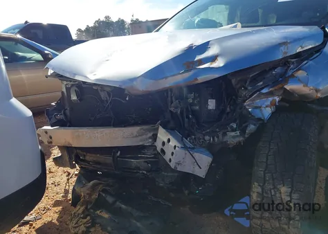 2015 Toyota Highlander Xle z USA, uszkodzony, nr VIN 5TDJKRFH7FS206924